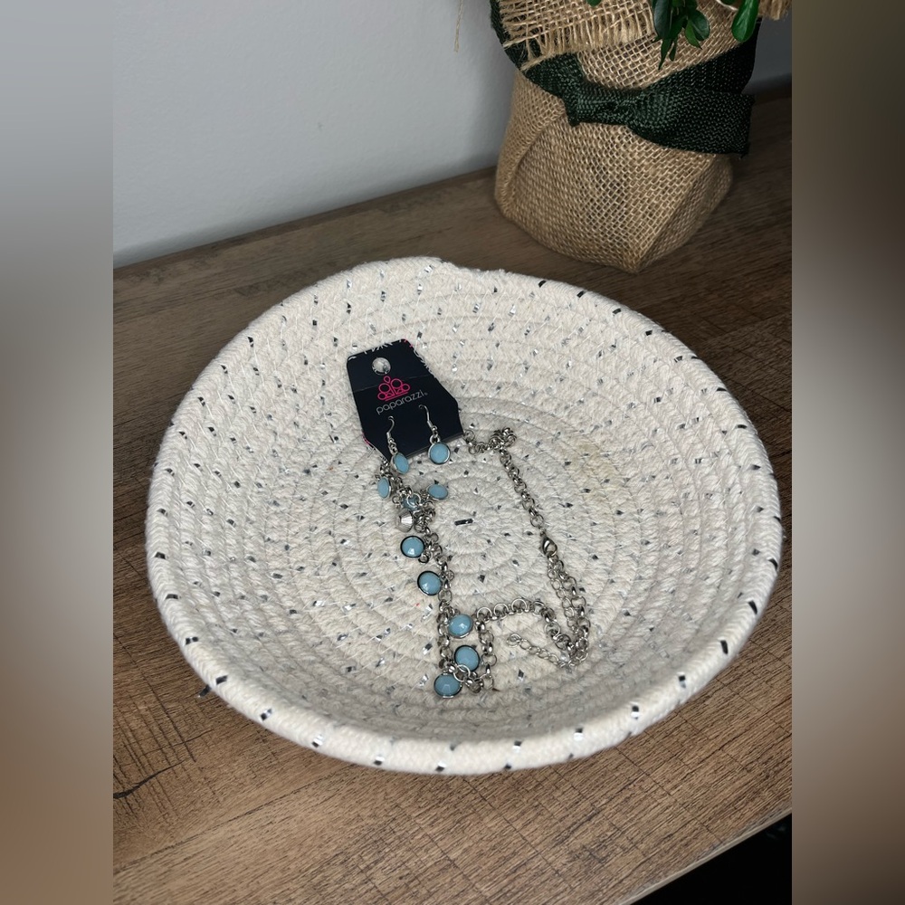 Round Rope Basket - Picture 7 of 12